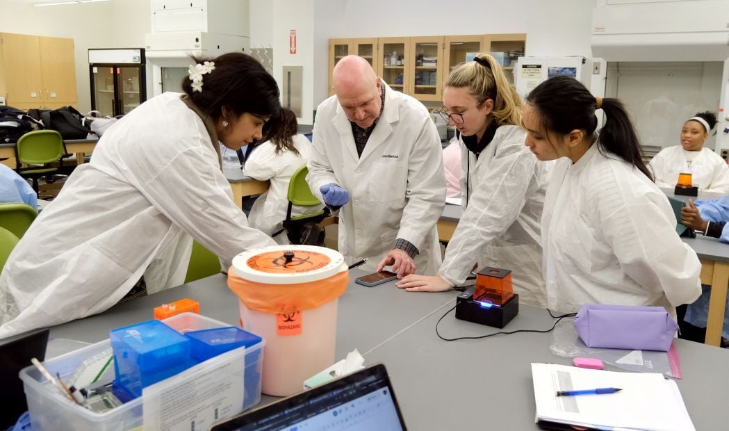 Around Campus - Genetics Lab; Gel Electrophoresis