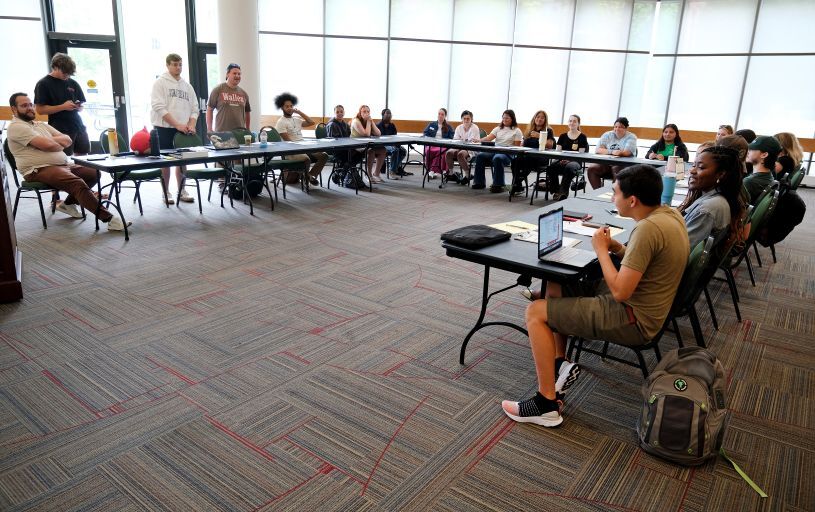 Orientation Leaders Back on Campus