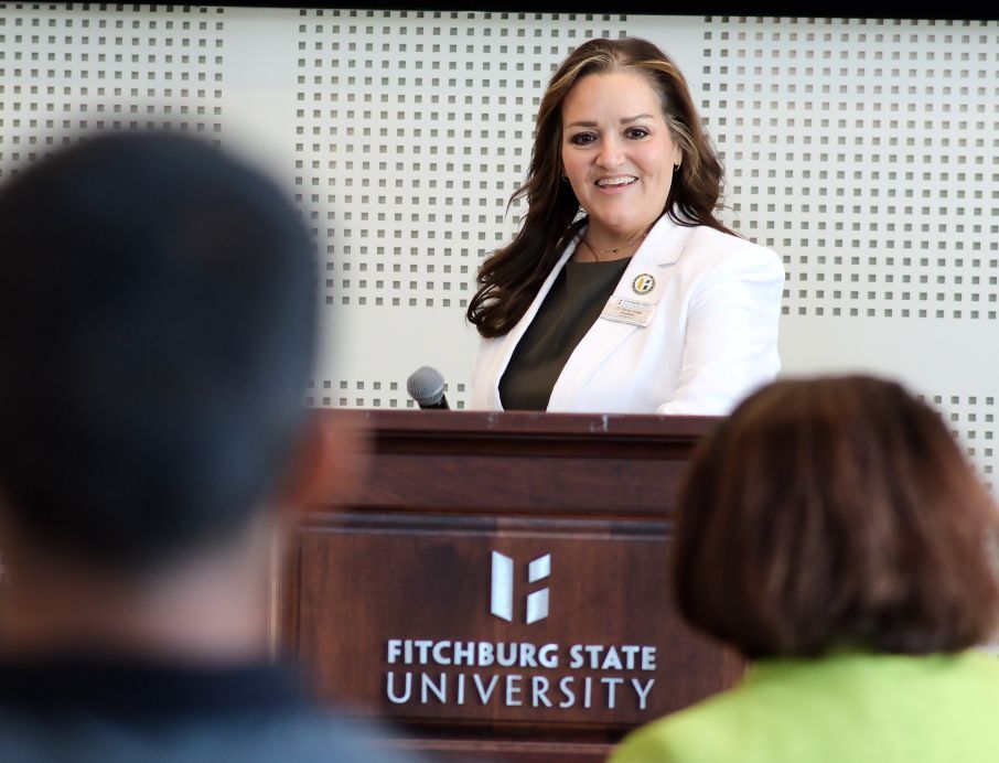 President Hodge Welcomes International Students