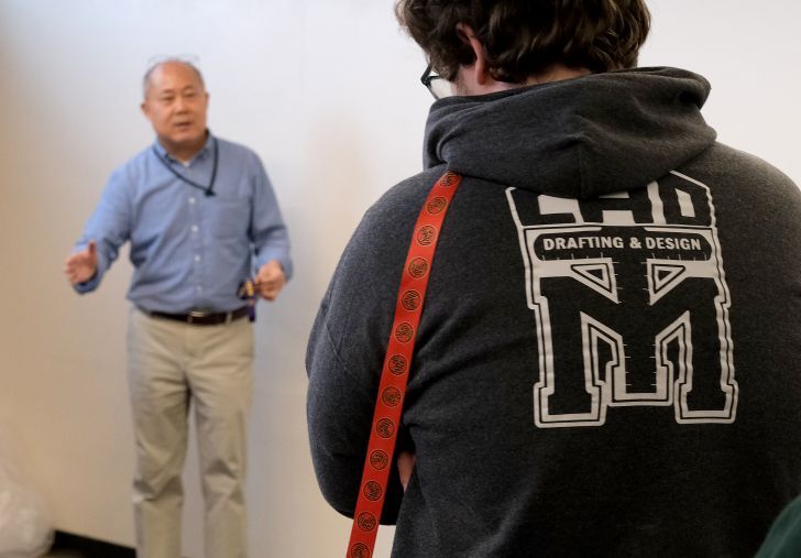 Monty Tech Students Tour Engineering Department